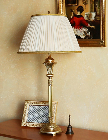 Настольная лампа 1603  Латунь из Италии в наличии и на заказ в Москве - spaziodecor.ru